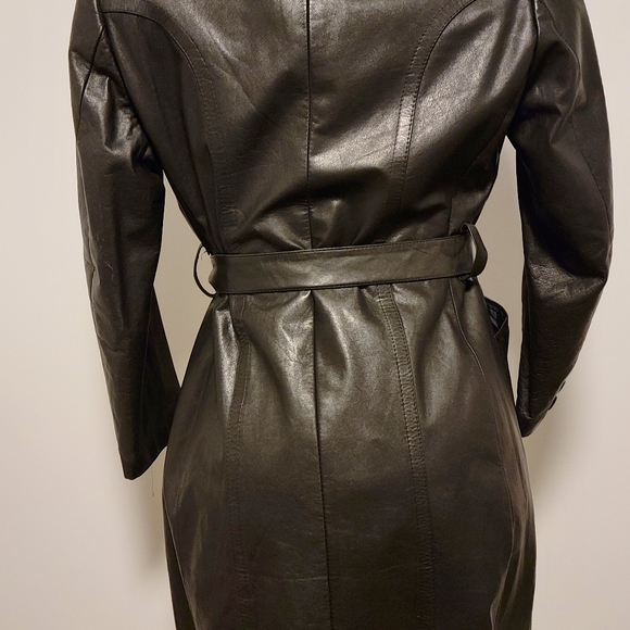 Mid Length Black Leather Jacket - Picture 5 of 5